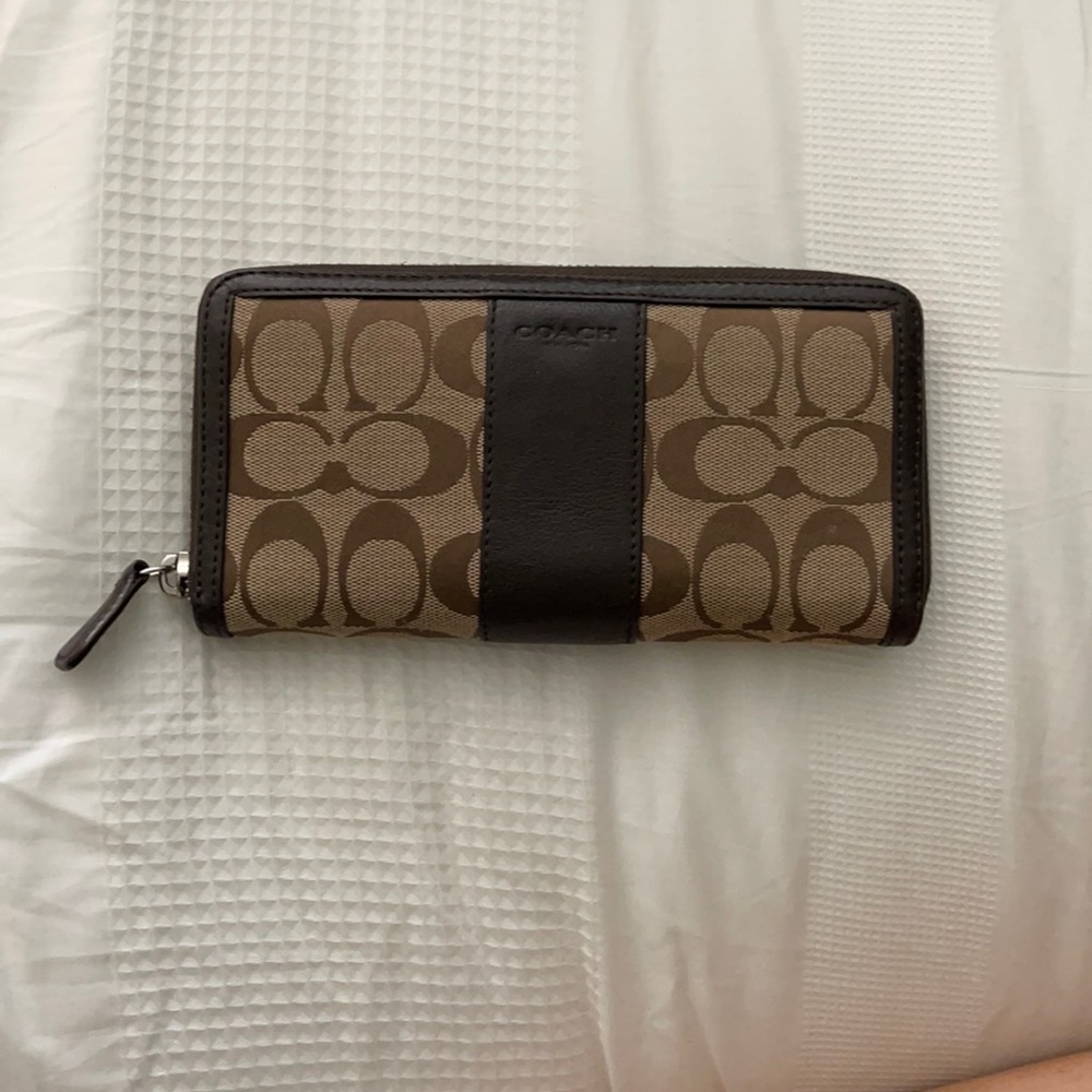 Coach wallet
